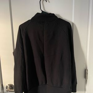 Peloton extra large black sweatshirt